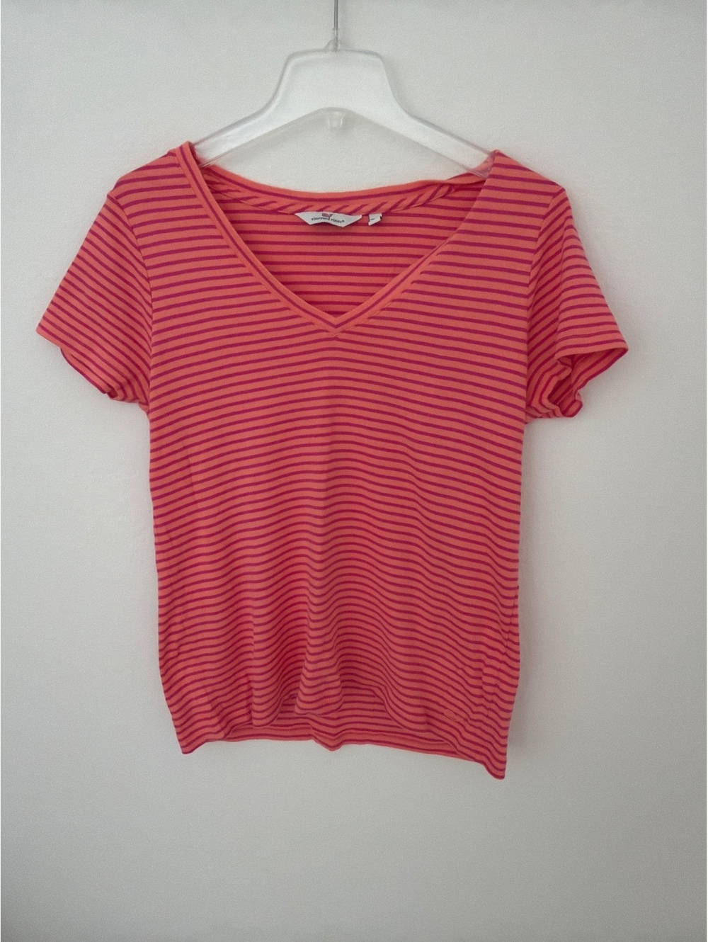 Vineyard Vines Women's Pink Coral Striped V-Neck Short Sleeve Tee Shirt Medium
